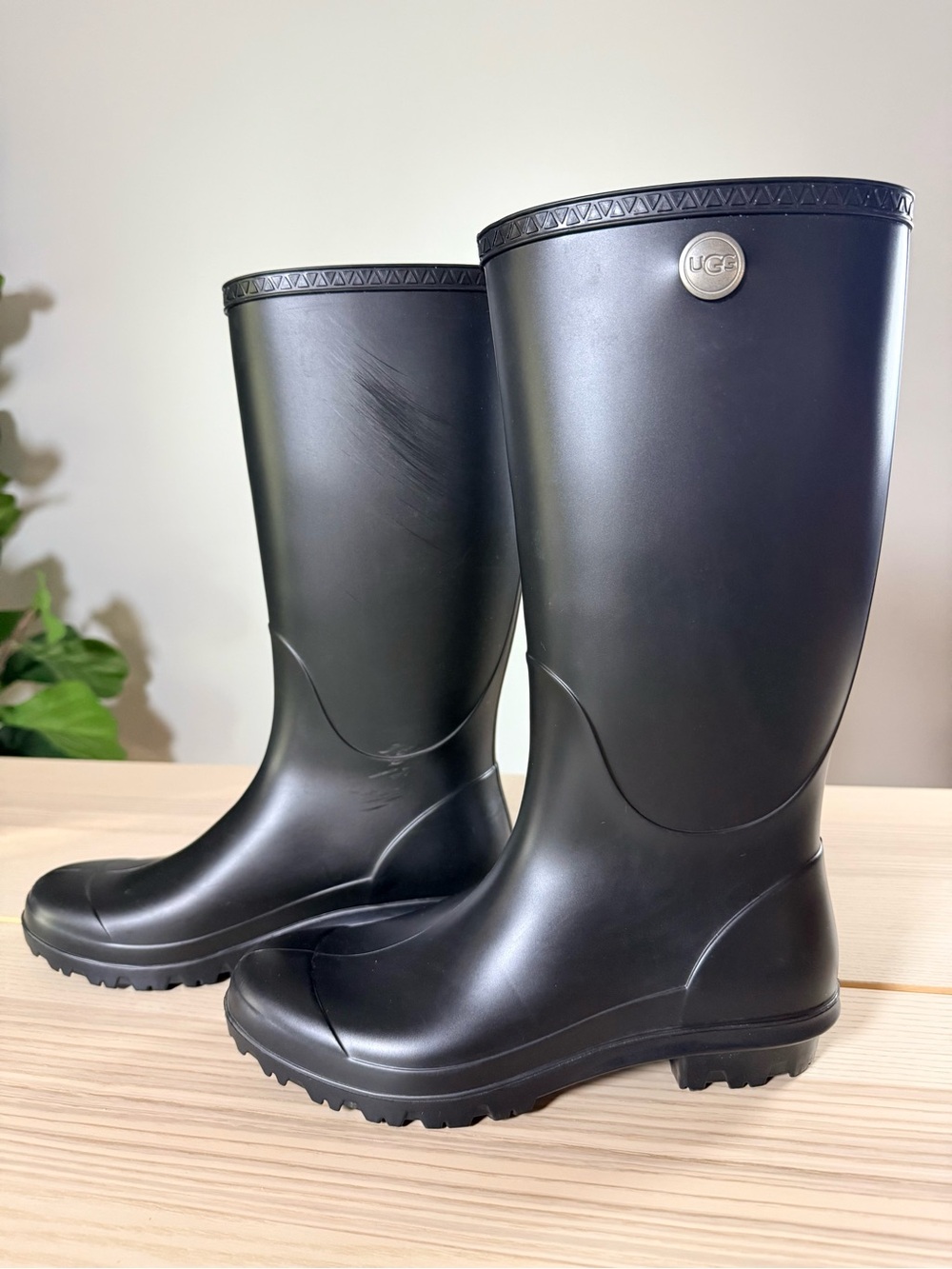 UGG Shelby Matte Black Tall Rubber Rain Boots Sz 8 Womens Shearling Lined